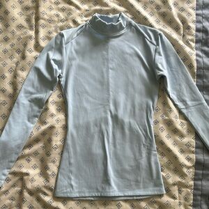 Under Armour fleece lined long sleeve - Size S